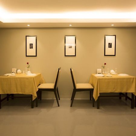 Shwe Pyi San Yar Hotel Rangoon Buitenkant foto