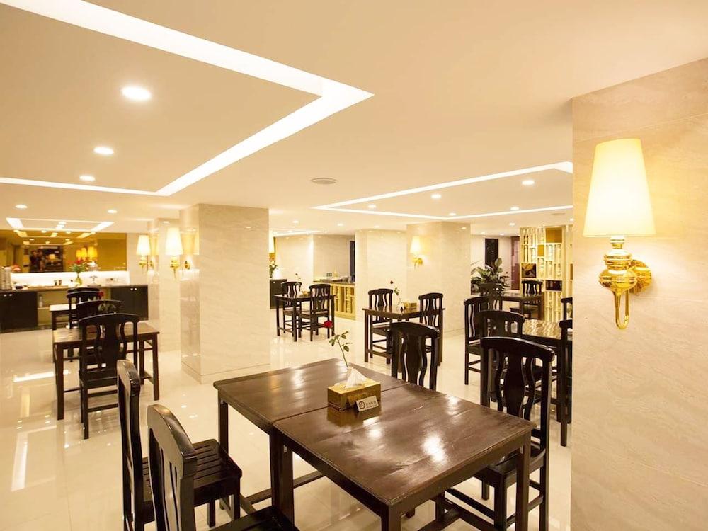 Shwe Pyi San Yar Hotel Rangoon Buitenkant foto