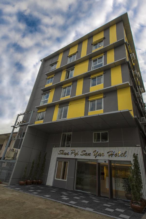Shwe Pyi San Yar Hotel Rangoon Buitenkant foto